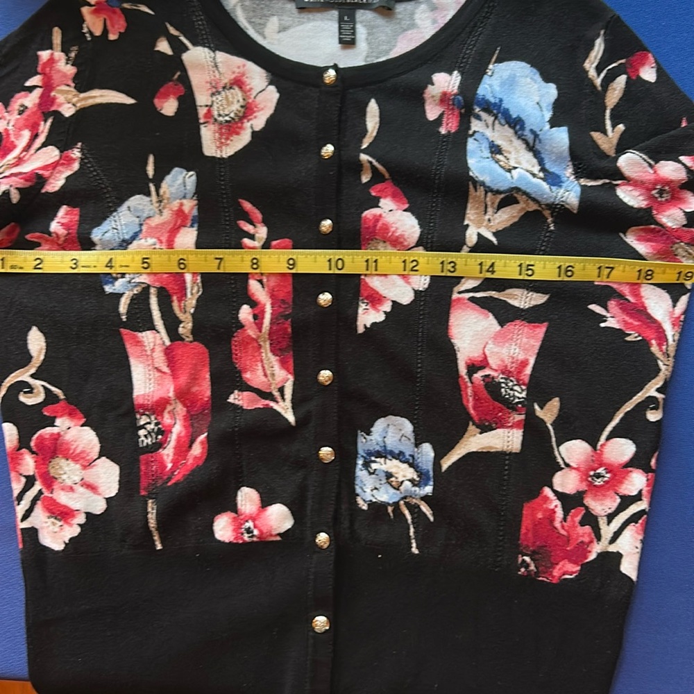 White House Black Market Black Floral Cardigan - Picture 6 of 7